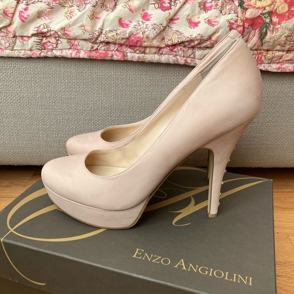 Enzo Angiolini Platform Heels 👠 - Picture 3 of 12
